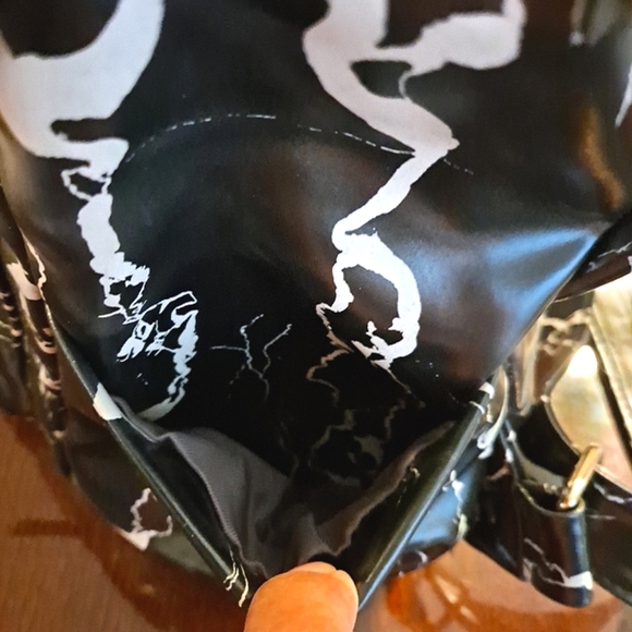 🎒 Marble ⚫️⚪️ Vegan Leather Purse, Shoulder Bag, Backpack or Diaper Bag - Picture 12 of 14